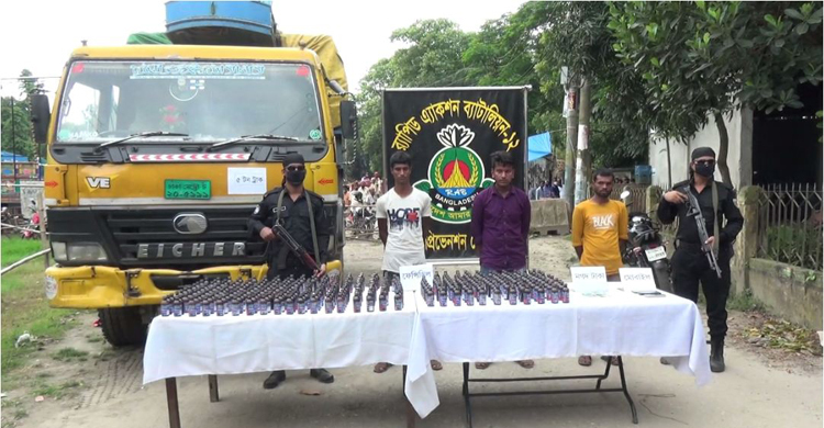 আমের ট্রাকে ফেনসিডিল