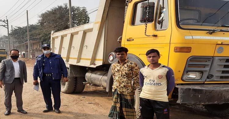 মির্জাপুরে দুই মাটি ব্যবসায়ীকে ২ লাখ টাকা জরিমানা