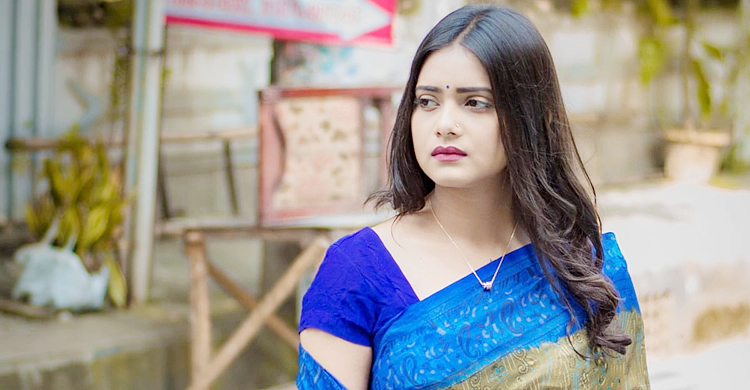 বাবার জন্য দোয়া চাইলেন তানজিন তিশা