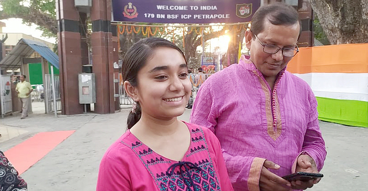 বাংলা গান শোনালেন ভারতীয় তরুণী, আসতে চান বাংলাদেশে