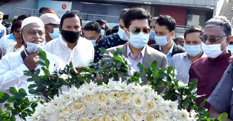 ক্রীড়াঙ্গনকে ঐতিহ্যের ধারায় ফেরানোর স্বপ্ন ছিল বাদল রায়ের: তাপস