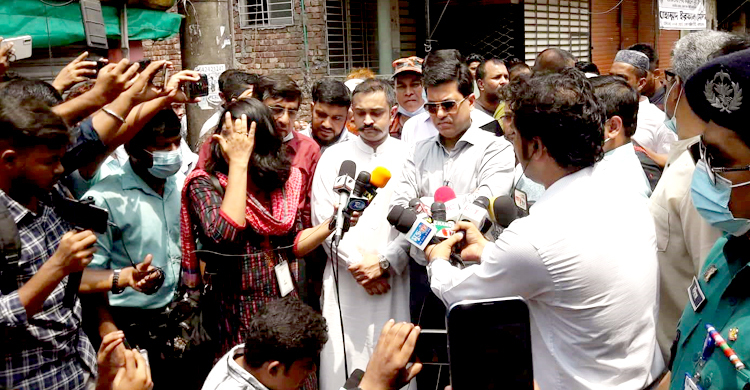 ডিসেম্বরের মধ্যে চকবাজার থেকে ৫০০ কারখানা-গুদাম সরানো হবে