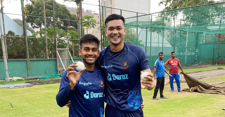 চার বছর পর টি-টোয়েন্টি দলে মিরাজ, এলেন তাসকিনও