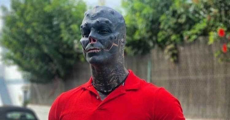সারা শরীরে ট্যাটু এঁকে ‘এলিয়েন’ সাজলেন যুবক । মঙ্গলবার, ০৯ আগস্ট ২০২২