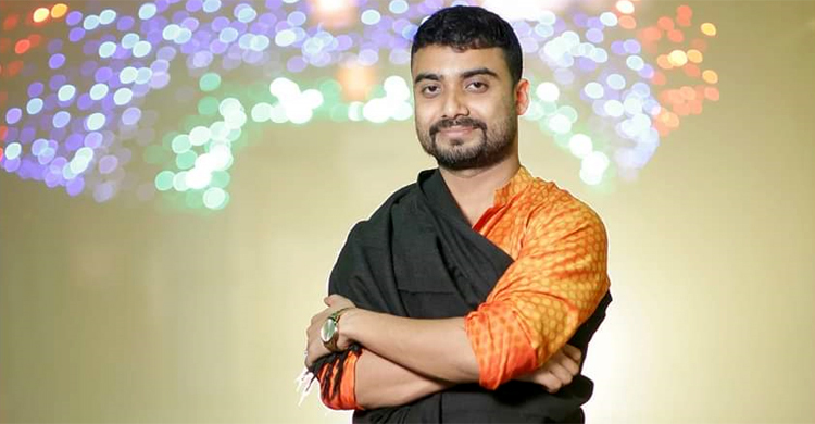 প্রেম প্রস্তাবে সাড়া না পেয়ে ছাত্রীকে মারধর, শিক্ষক গ্রেফতার