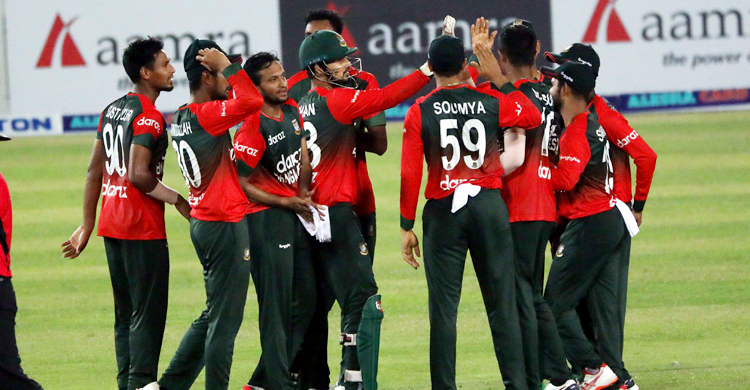 ক্রিকেট দলকে ফুটবল ফেডারেশনের অভিনন্দন