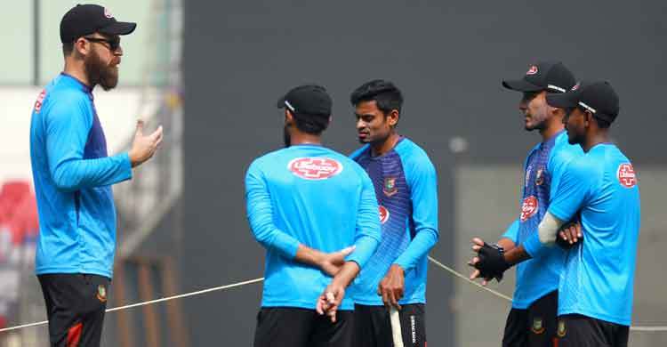 অঘোষিত ফাইনাল ম্যাচে পরিবর্তন আসছে টাইগার একাদশে!