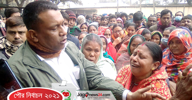 মনোনয়ন প্রত্যাহার করলেন যুবলীগ নেতা, কাঁদলেন হাজারো মানুষ