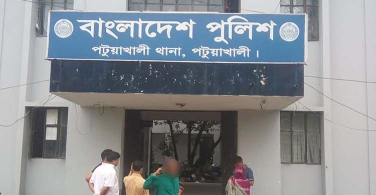 পুলিশের ধাওয়া খেয়ে ইয়াবা গিলে ফেলেন মাদক কারবারি