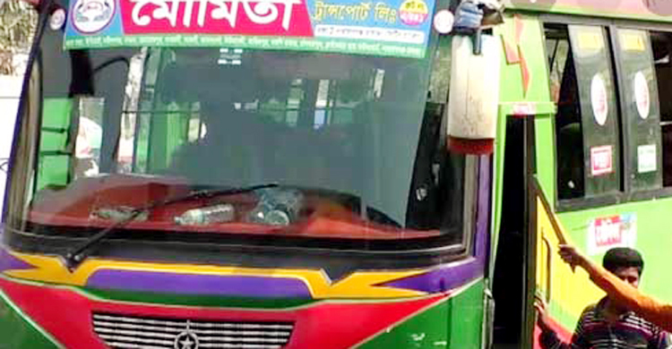 নারায়ণগঞ্জে বাসে যাত্রীর ওপর বমি করে লাখ টাকা চুরি
