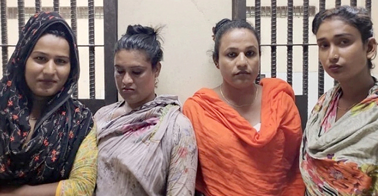 নবজাতক ছিনিয়ে নেওয়ার হুমকি, তৃতীয় লিঙ্গের ৪ জন কারাগারে