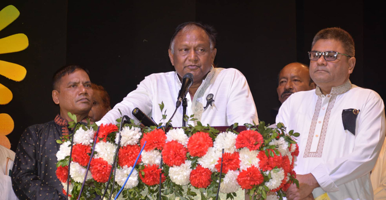 আমরা বৈশ্বিক পরিস্থিতির শিকার: বাণিজ্যমন্ত্রী