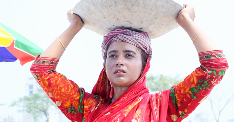 প্রশংসায় ভাসছেন তানজিন তিশা
