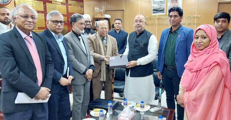 ‘তামাক থেকে মানুষকে বাঁচাতে হলে শক্তিশালী আইনের বিকল্প নেই’