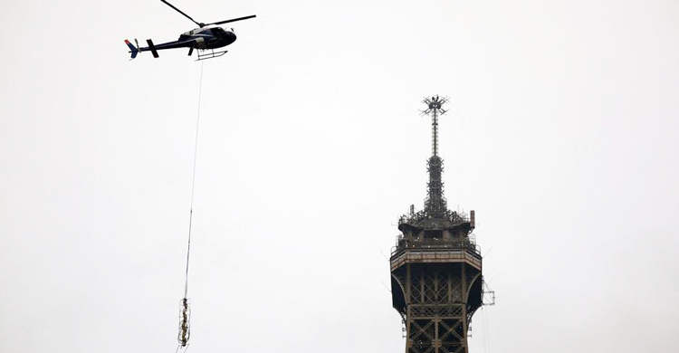 আরও ৬ মিটার উচ্চতা বাড়লো আইফেল টাওয়ারের