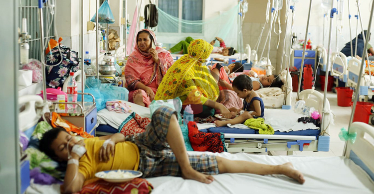 জটিল অবস্থায় হাসপাতালে আসছে ডেঙ্গু আক্রান্ত শিশুরা