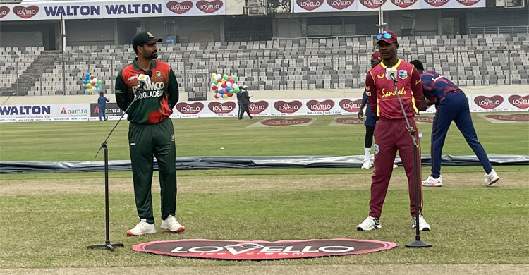 টস জিতে ফিল্ডিংয়ে বাংলাদেশ