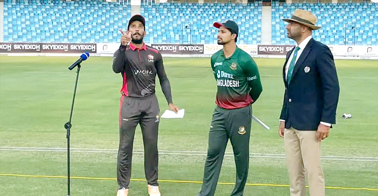 টস হেরে ব্যাটিংয়ে বাংলাদেশ