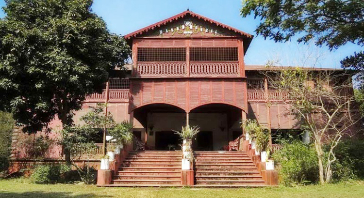 সুযোগ পেলেই দেখে আসুন দেশের ৭ জমিদার বাড়ি