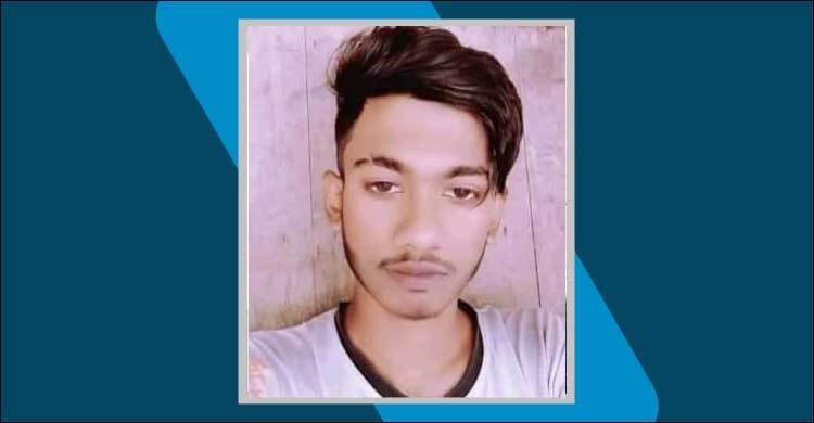 চলন্ত ট্রেনে সেলফি তুলতে গিয়ে স্কুলছাত্রের মৃত্যু