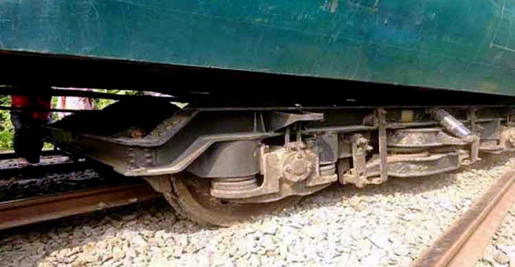 ভৈরবে নাসিরাবাদ এক্সপ্রেস লাইনচ্যুত