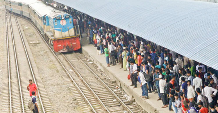 চাকরির সন্ধানে ঢাকায় এসে ট্রেনে কাটা পড়ে কিশোরের মৃত্যু