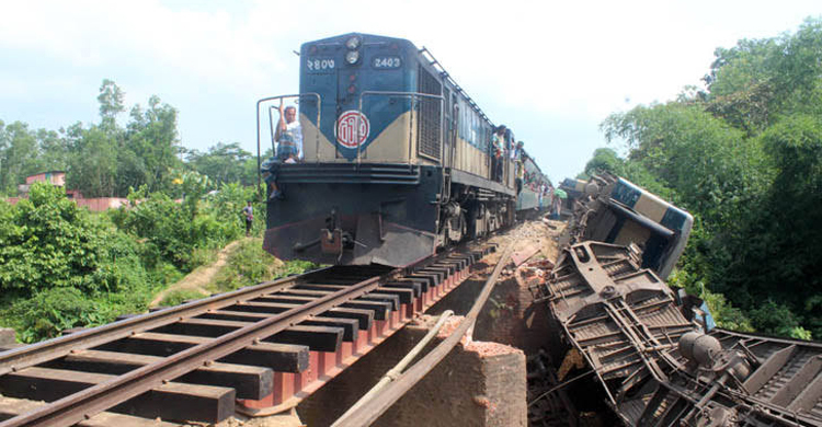 ফেব্রুয়ারিতে রেল দুর্ঘটনায় নিহত ১৪, ৩০ হাজার লিটার তেল নষ্ট