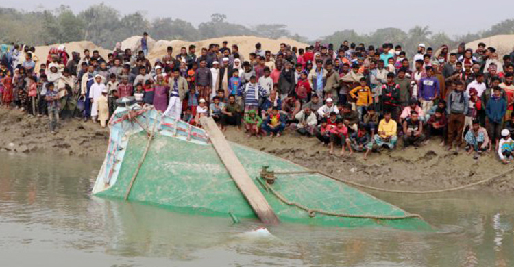 মধুমতিতে বালুবাহী ট্রলারডুবি, নিহত ১