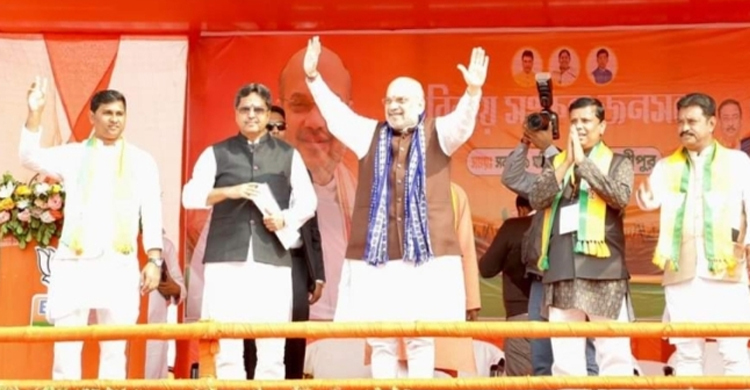 উন্নয়নের ফিরিস্তি নিয়ে নির্বাচনী প্রচারণায় অমিত শাহ