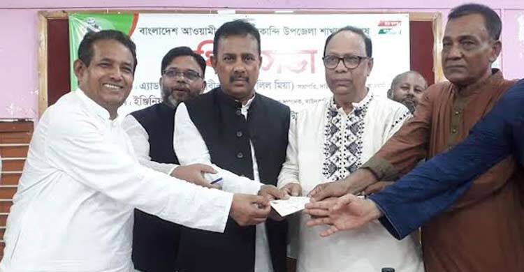 দাউদকান্দিতে আ’লীগের সদস্য সংগ্রহ কার্যক্রমের উদ্বোধন