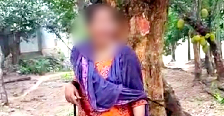 প্রবাসীর স্ত্রীকে গাছে বেঁধে নির্যাতন, ৯৯৯ নম্বরে কলে উদ্ধার
