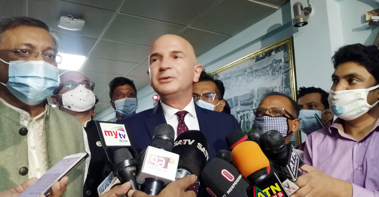 আঙ্কারায় বঙ্গবন্ধুর ঢাকায় আতাতুর্কের ভাস্কর্য নির্মাণ করবে তুরস্ক