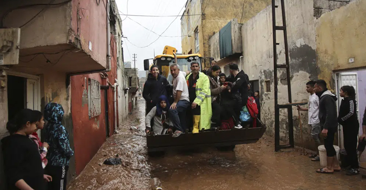 Floods kill 14 in Turkish earthquake-battered provinces