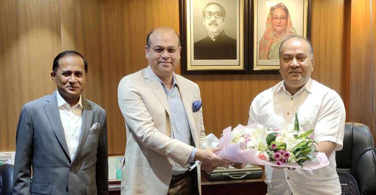 UCB to cooperate with BSEC for the development of Capital Market