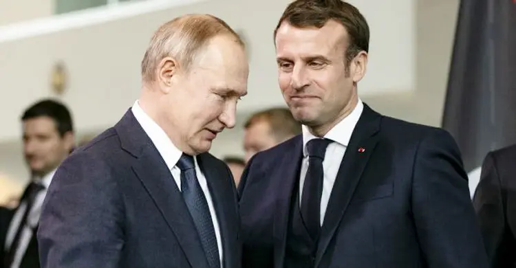 ইউক্রেন সংকট বাড়াবে না রাশিয়া, ফরাসি প্রেসিডেন্টকে পুতিনের আশ্বাস