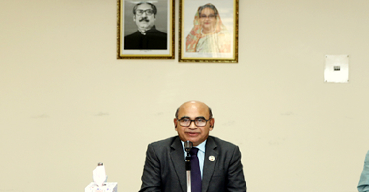 বিশ্ববিদ্যালয়ে যোগ্য শিক্ষক নিয়োগের আহ্বান ইউজিসির