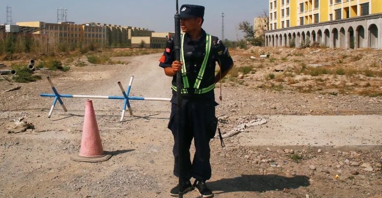 China uses big data to select Muslims for arrest in Xinjiang: HRW