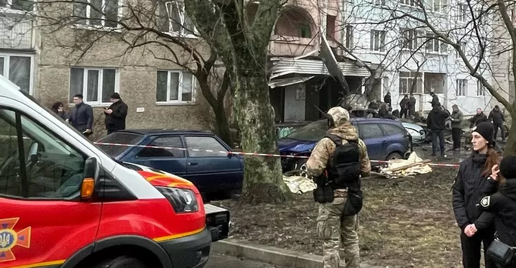 ইউক্রেনে হেলিকপ্টার বিধ্বস্ত: স্বরাষ্ট্রমন্ত্রীসহ নিহত ১৬