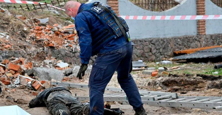 Ukraine says 1,200 bodies found near Kyiv