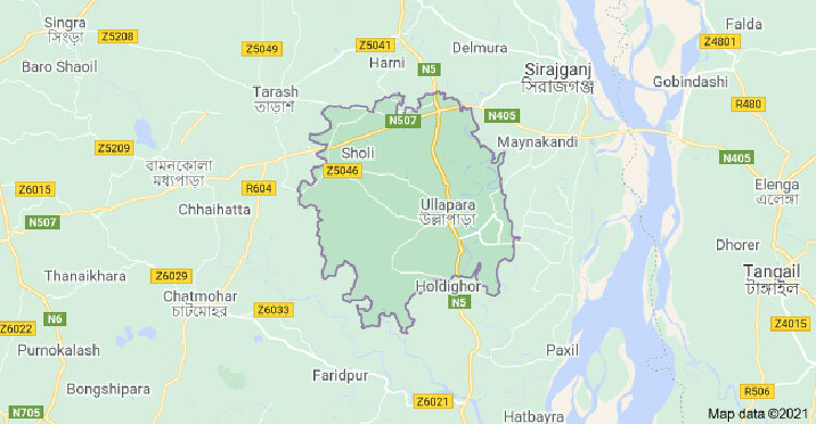 3 killed as truck hits van