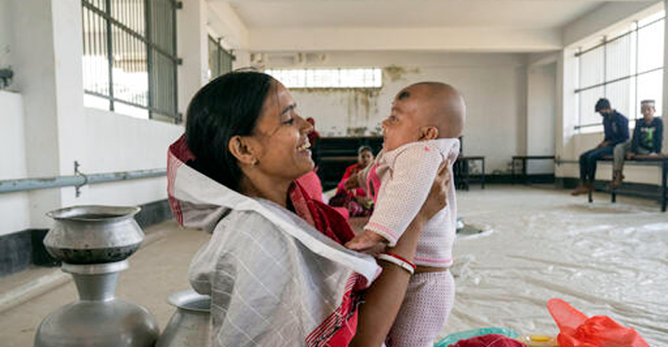 শিশুকে বুকের দুধ খাওয়ানোয় ৮ দেশের মধ্যে শীর্ষে বাংলাদেশ