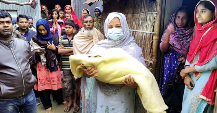 মানসিক ভারসাম্যহীন নারীর সন্তানের জন্য ছুটে গেলেন ইউএনও