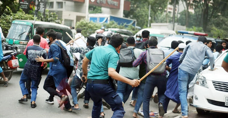 ই-অরেঞ্জ গ্রাহকদের মিছিলে পুলিশের লাঠিচার্জ, আহত ১০ | ২৩ সেপ্টেম্বর ২০২১
