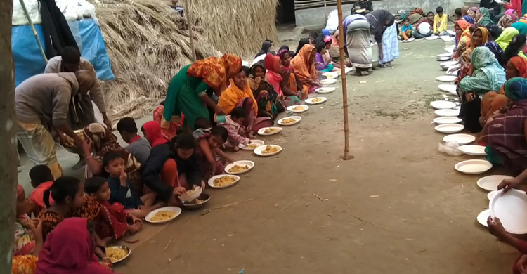 নির্বাচনে হেরেও ৩ হাজার মানুষকে খাওয়ালেন মেম্বার প্রার্থী