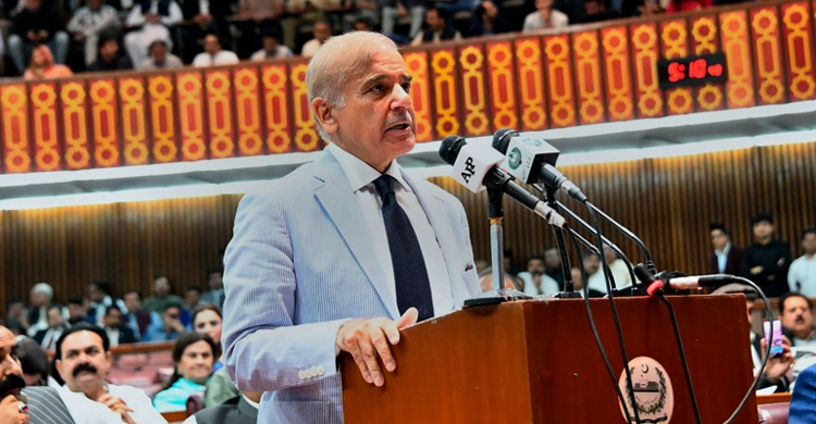 Opinion: The troubled path ahead for Pakistan’s new prime minister