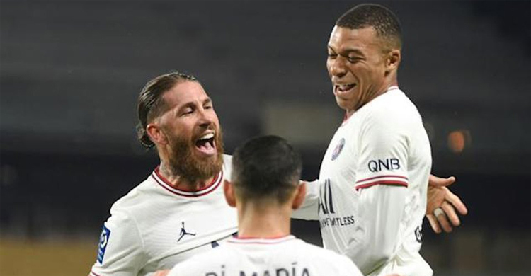 PSG a point away from 10th French title