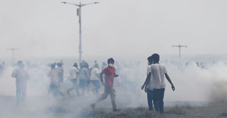 Sri Lanka protesters call for new government a day after clashes kill eight