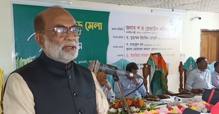 ‘উন্নয়ন চোখে পড়ে না এমন অন্ধরা যাতে ক্ষমতায় না আসে’