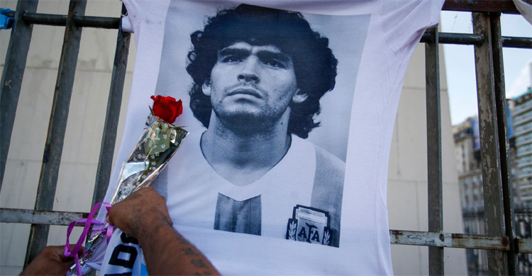 Medical staff to face trial for Maradona's death