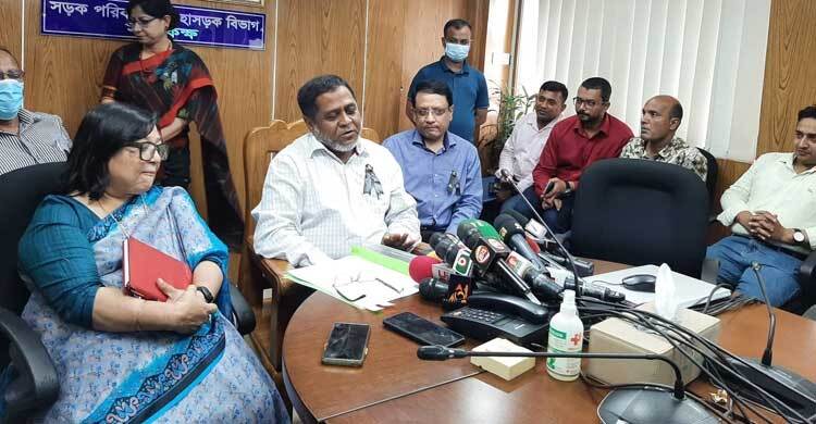ঠিকাদার প্রতিষ্ঠানের বিরুদ্ধে সর্বোচ্চ ব্যবস্থা: সড়ক সচিব | মঙ্গলবার, ১৬ আগস্ট ২০২২